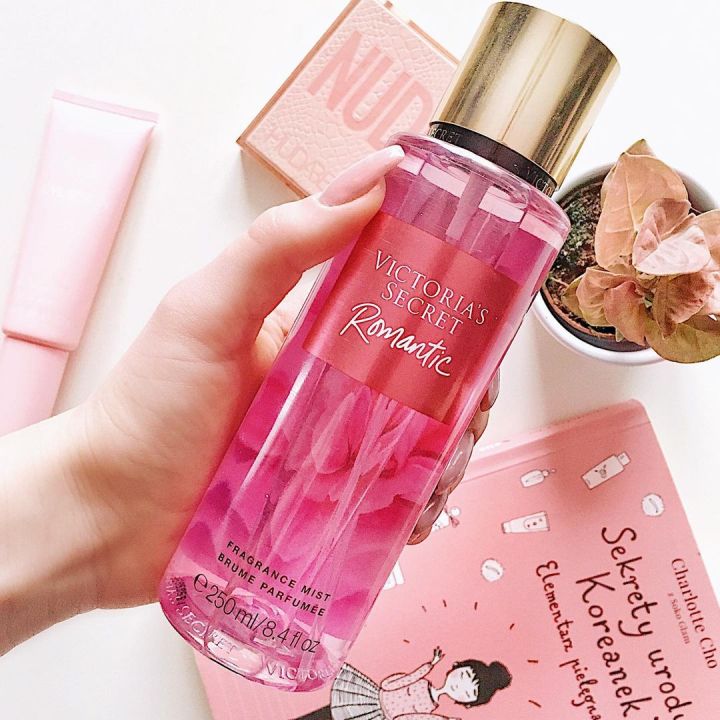 Victoria’s Secret Romantic Fragrance Mist 250ML (1)